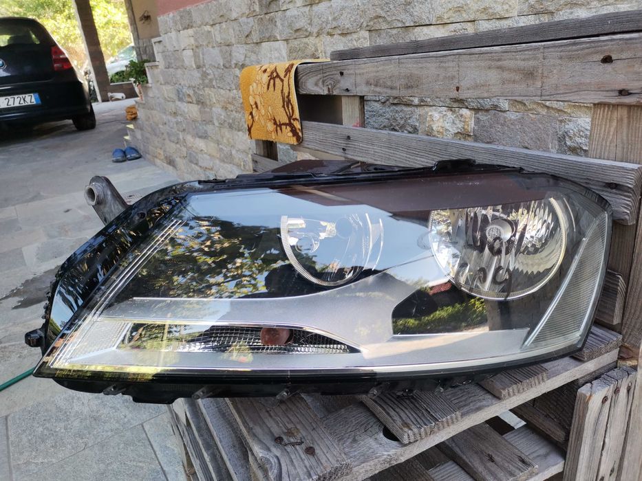 Ляв L Фар Фолксваген Пасат/Volkswagen Passat7 Golf 7