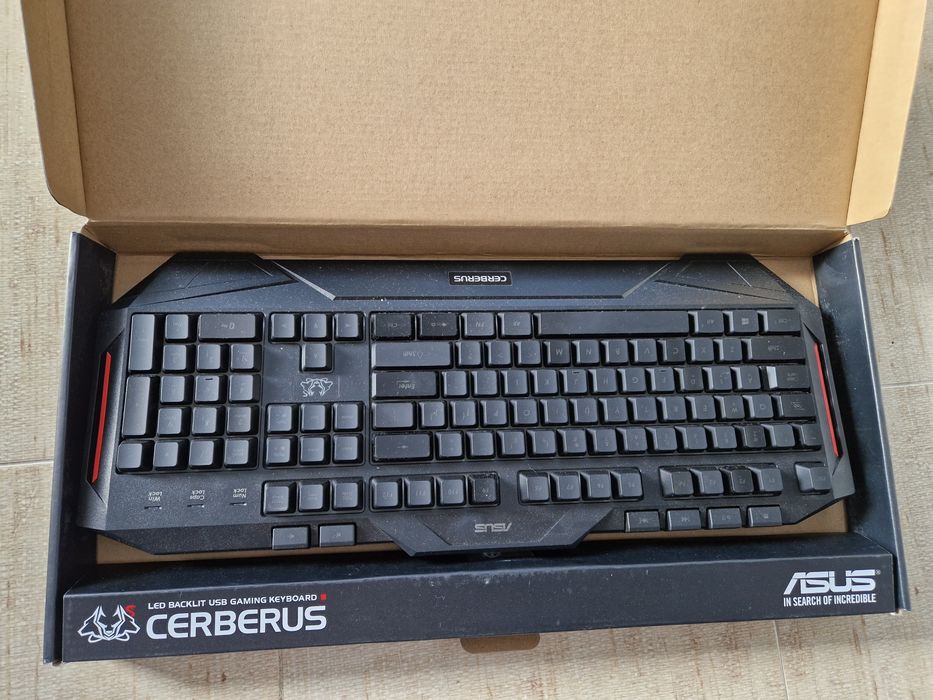 ASUS Cerberus Gaming Keyboard Геймъркса клавиатура