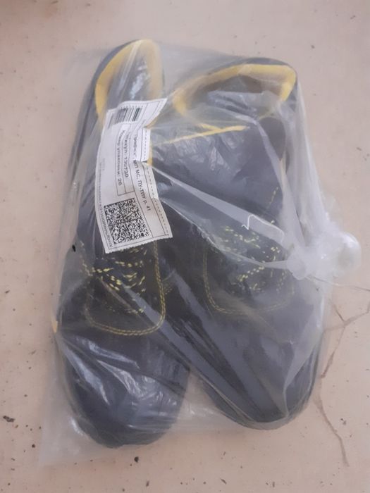 Спец обув новый.