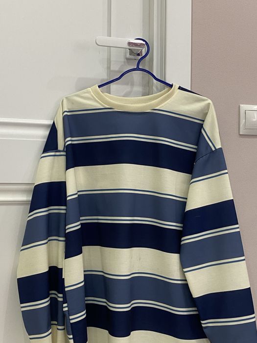 Свитшот в корейском стиле