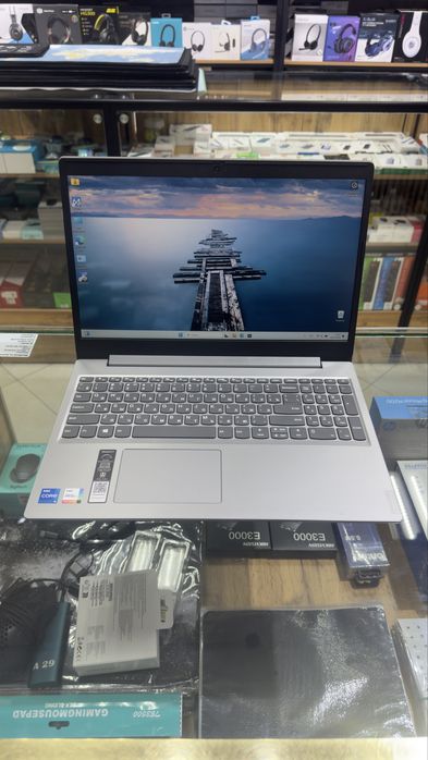Lenovo ideapad 3 i5-1135G7 ram 8gb 512ssd 1tb hdd 15,6 fhd ips