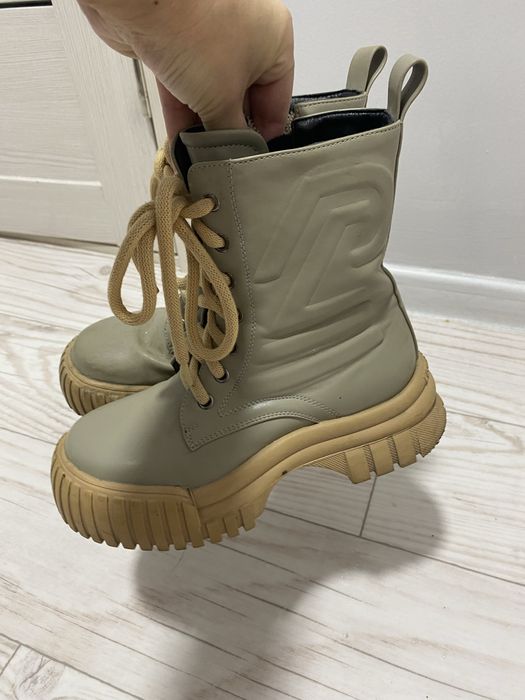 Детская обувь на девочек