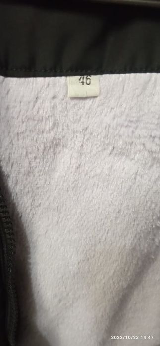 Зимняя куртка на девочку.