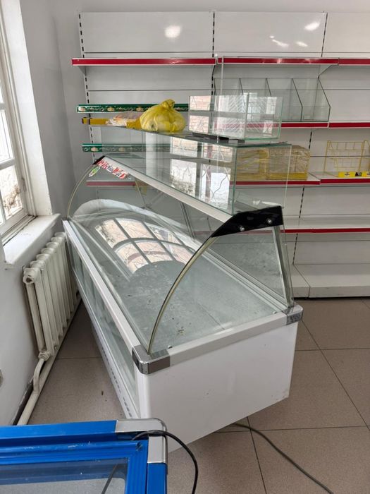 Витринные холодильники