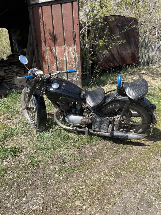 Продам  мотоцикл Иж 49.