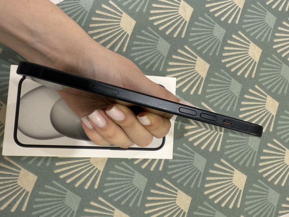 Iphone 15 plus на 128 гб