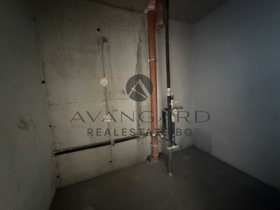 оф.25624 Тристаен луксозна сграда Гребна база