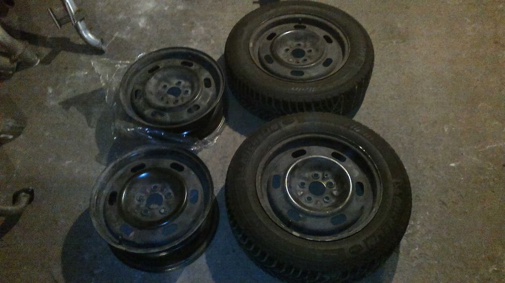 15 цола Метални Джанти 5х100; 4бр. + Гуми 2бр. 195/65/15. Обща цена!