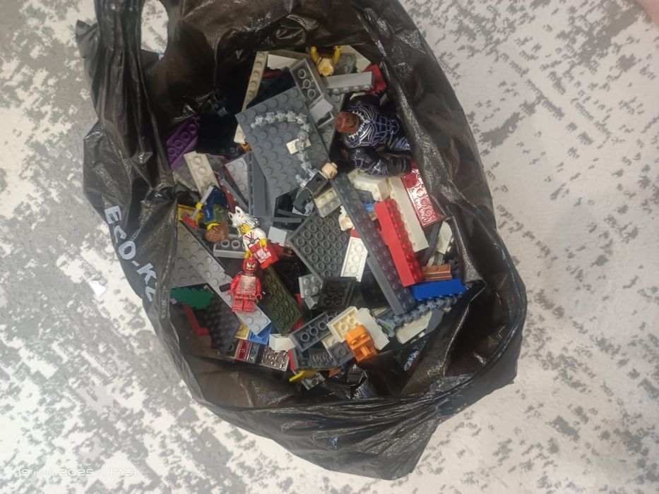 Лего 6 килограм.