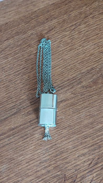 Ceas pandativ,medalion ,quarț