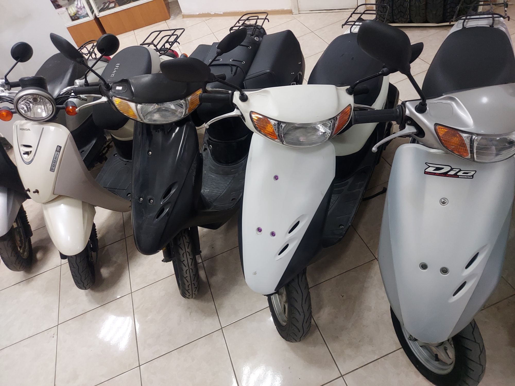 Ветровое стекло на скутер Honda Dio