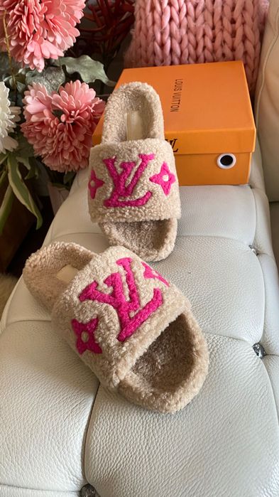 Чехли LV wool 38.39*Lous Vuitton