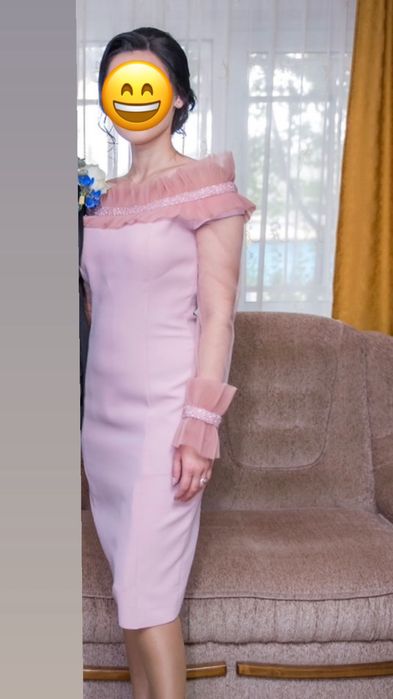 Rochie eleganta cu maneci