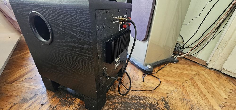 Yamaha YST-SW320 - Subwoofer - Watt - 10" - Black Ash