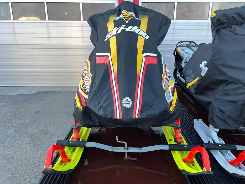 Ski-Doo Summit 800R