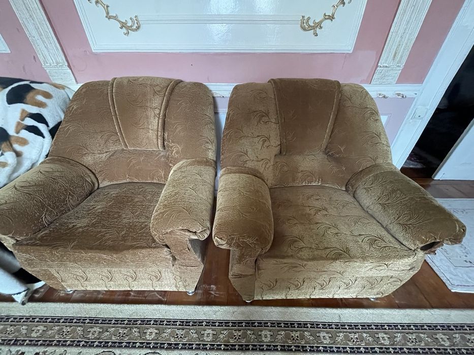 Диван и кресло качества норма