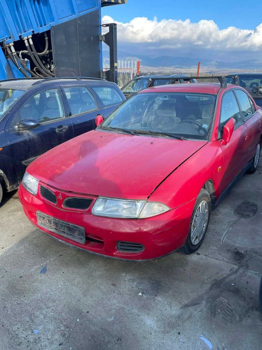 Митсубиши Каризма 1,9