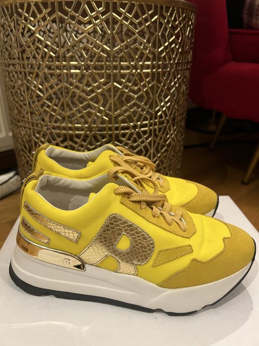 Adidasi Rucoline galbeni 36 noi!