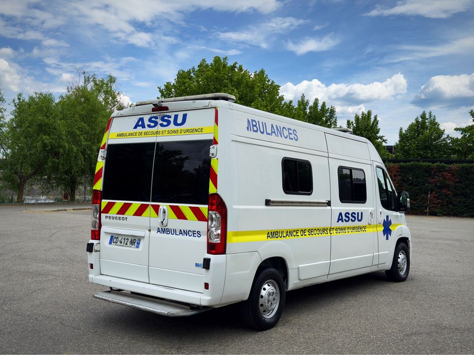 Peugeot Boxer Ambulanta-Euro5-Camper-Rulota-Recenta Adusa