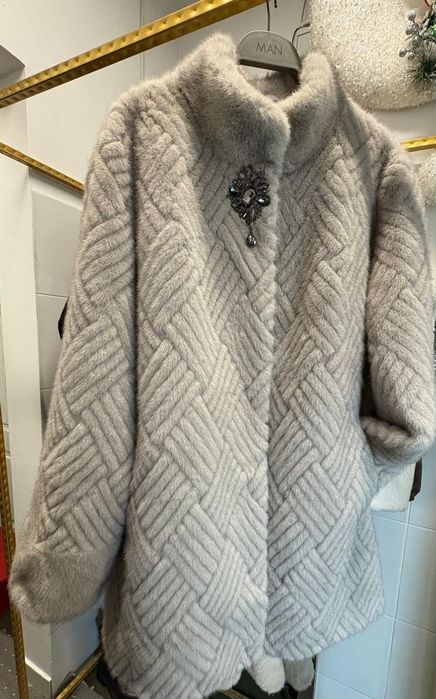 ЭКО шубы и безрукавки