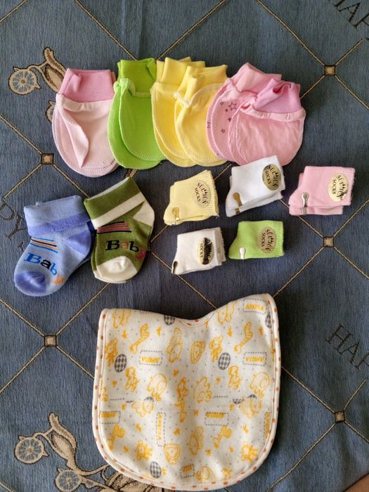 Продам детские вещи