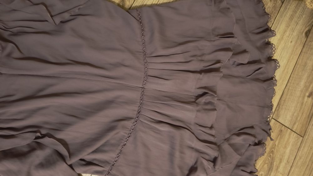 Rochie pentru orice ocazie și elegantă și sport