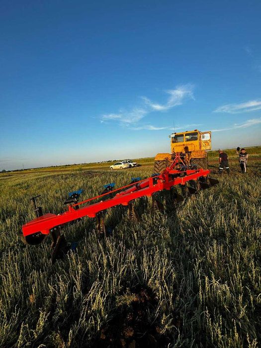 Продам Плуг лемешной плн-8 35