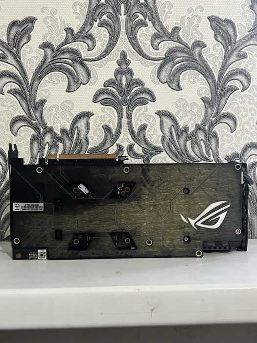 Asus Rog Strix RX 5700XT 8Gb