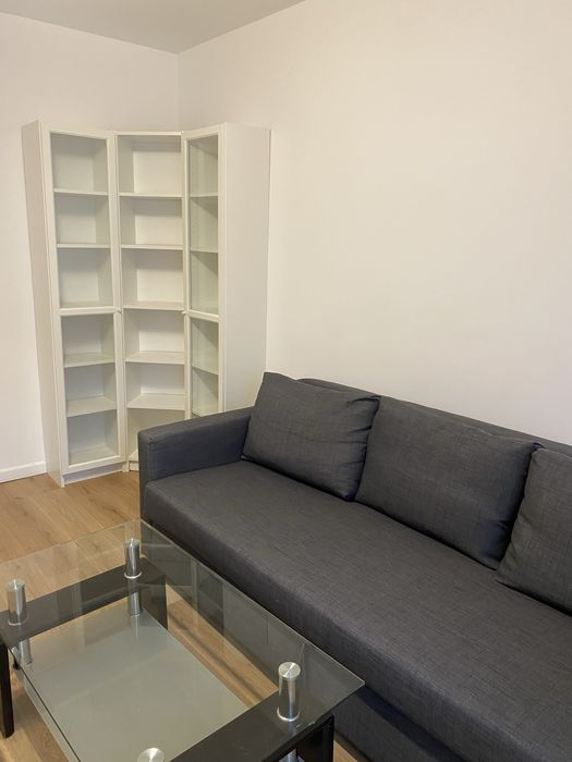 Inchiriez apartament