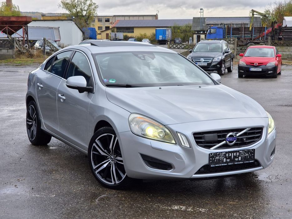 VOLVO S60 2010 — imagine 3
