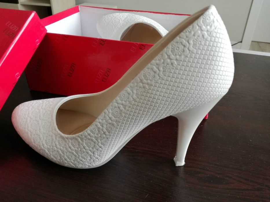 Дамски булченски обувки