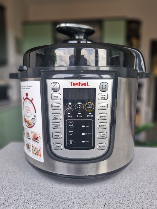 Мултикукър EPC06 - отлично състояние