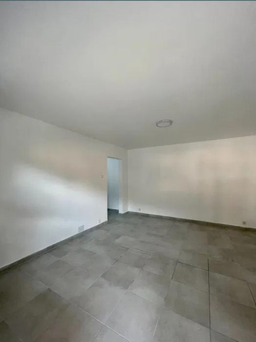 Apartament/ Spatiu