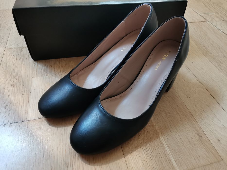 Pantofi noi piele naturala Tata Italia 37