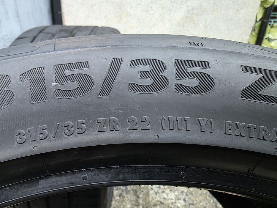Vând două anvelope de vara continental  315 35 22 dot 2124