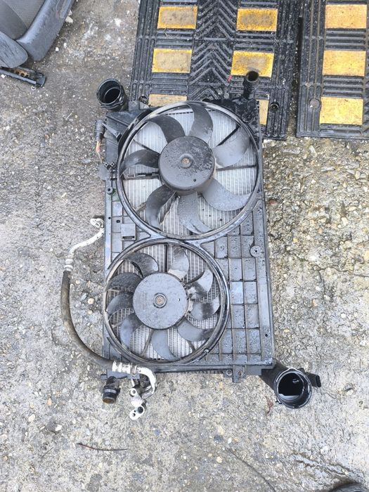 Radiator apa , intercooler 1.9 tdi BLS Golf 5 Octavia Passat B6 Touran