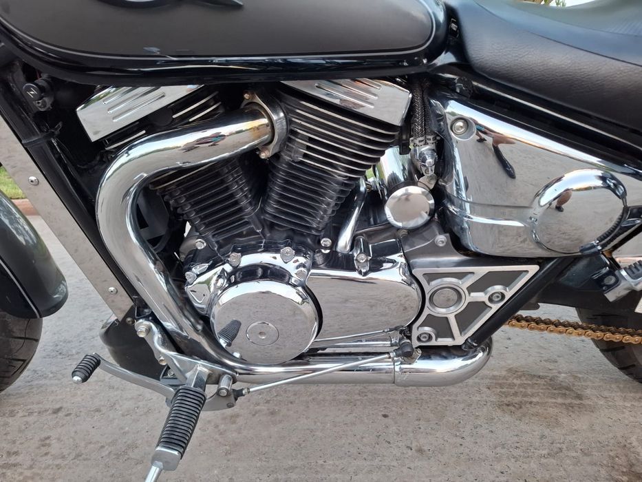 Suzuki VZ800 Marauder