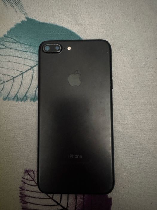 Айфон 7 плюс и самсунг а 10