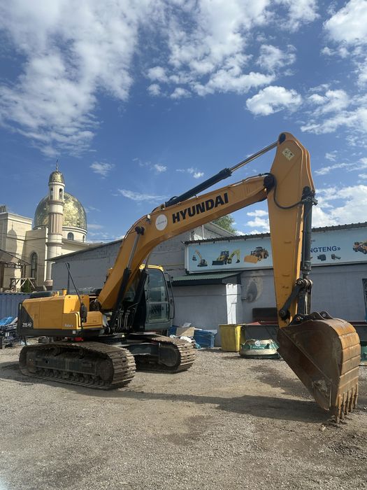 Экскаватор hyundai215