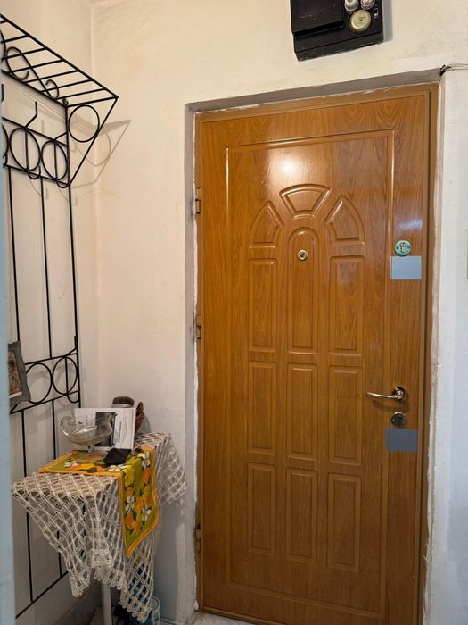 Garsoniera Micălaca  zona 300
