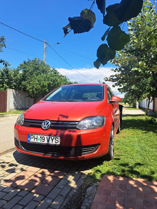 VOLKSWAGEN Golf Plus