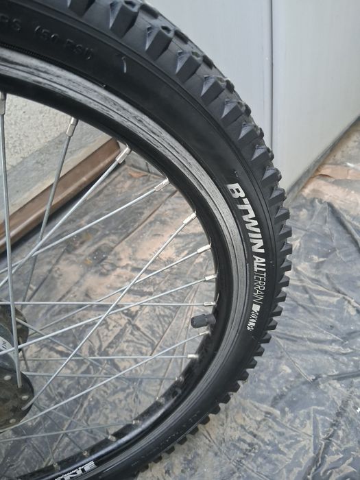 Bicicleta Flyke roti pe 20"