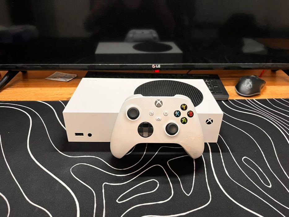 Продам икс бокс series s