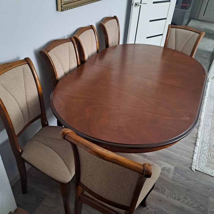 Продаётся комплект стол +8 стульев