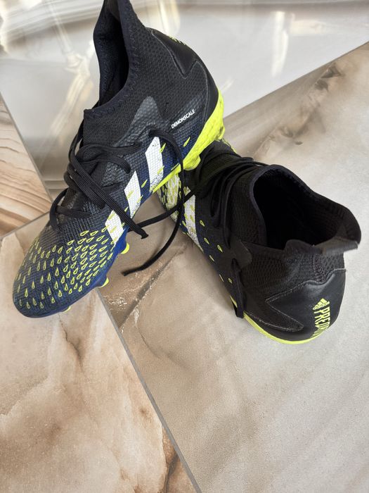 Бутонки Адидас Predator