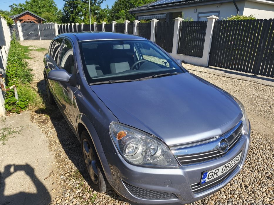 OPEL ASTRA H 1.4 Benzina+ și GPL 2008 198000 km, negociabil