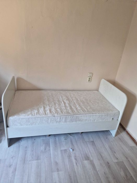 Продам кровати подростковые.