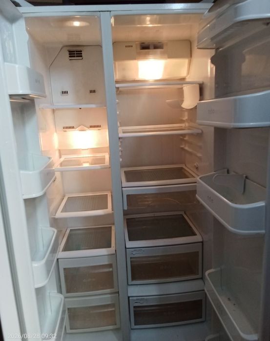 Продам холодильник Самсунг