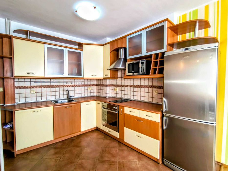 Дава се под наем Тристаен апартамент в Пловдив, Тракия - 100 кв.м за 488.58 € - Снимка #5