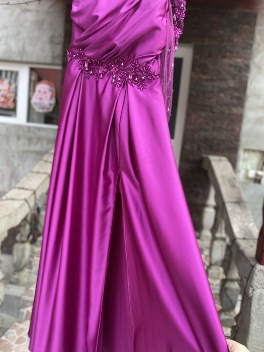Vand rochie ocazie